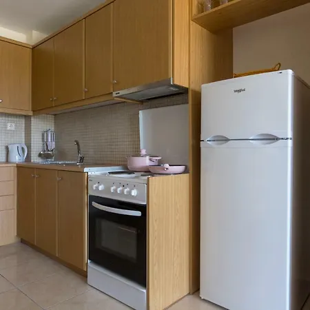 Lovely 4th Floor Apartment Xylokastro